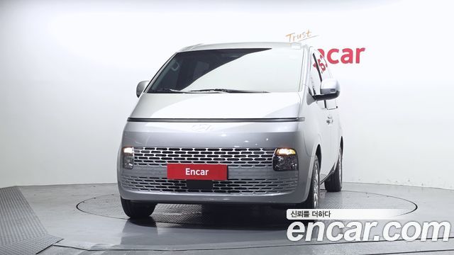 Hyundai Staria HEV 1.6 Tourer 11-Seater Modern - фото 2