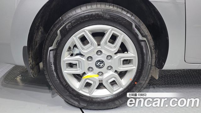 Hyundai Staria HEV 1.6 Tourer 11-Seater Modern - фото 4