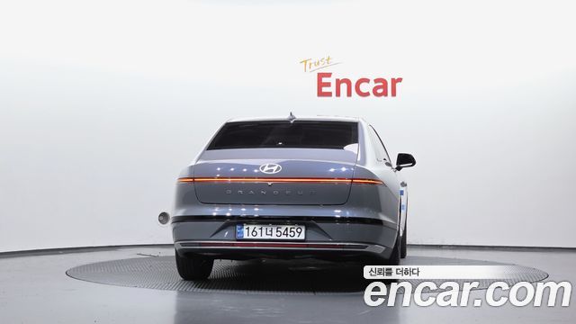 Hyundai Grandeur GN7, гибрид Premium - фото 3