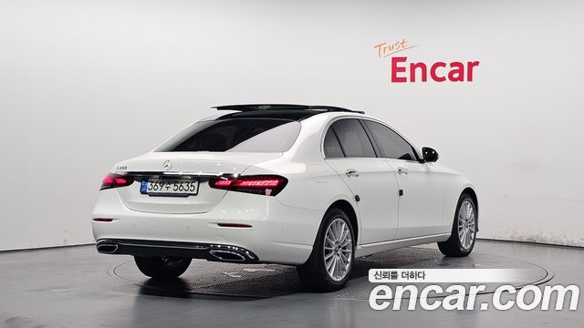 Mercedes-Benz E-Class W213 E250 Exclusive - фото 1