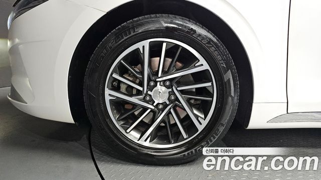 Hyundai Grandeur Новый IG 3.0 LPi Rent Car Modern - фото 4