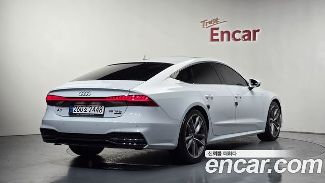 Audi A7 55 TFSI Quattro Premium - фото 1