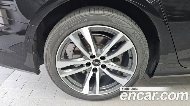 Audi A6 C8 45 TFSI Premium - фото 4
