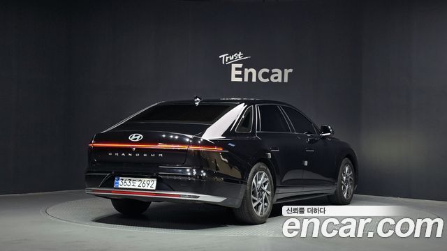 Hyundai Grandeur GN7 2,5 Gasoline 2WD Exclusive - фото 1