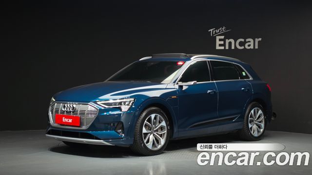 Audi e-tron 55 Quattro - фото 0