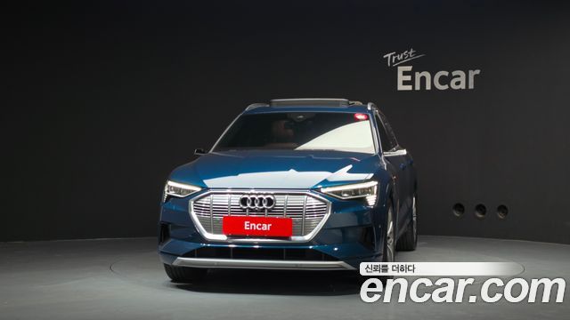 Audi e-tron 55 Quattro - фото 2