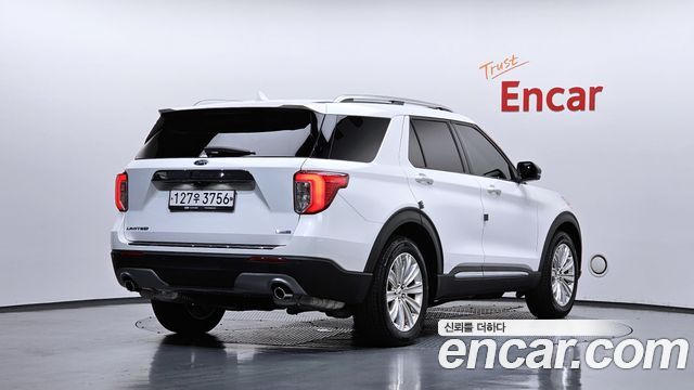 Ford Explorer 6-го поколения 2.3 LimIted 4WD - фото 1