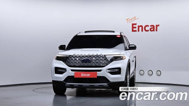 Ford Explorer 6-го поколения 2.3 LimIted 4WD - фото 2