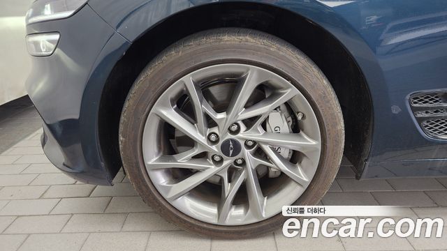 Genesis G70 Новый Gasoline 2.5T 4WD - фото 4