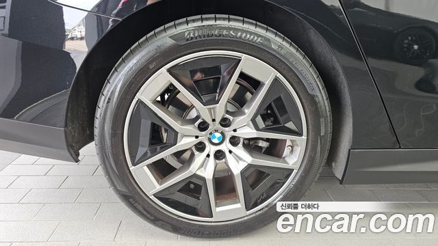 BMW 5-Series G60 523d - фото 4
