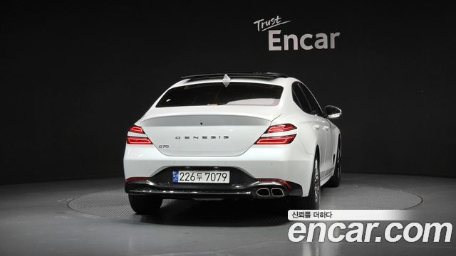 Genesis G70 Новый Gasoline 2.0T 2WD - фото 3