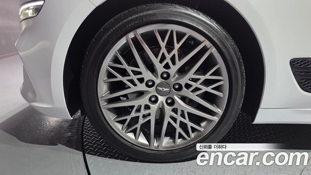 Genesis G70 Новый Gasoline 2.0T 2WD - фото 4