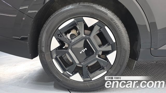 Kia Carnival Новый 4-го поколения 9-Seater Signature - фото 4