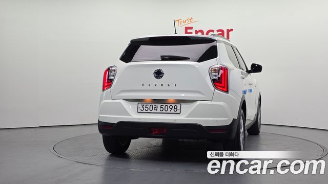 SsangYong Tivoli Gasoline 1.5 2WD V3 - фото 3