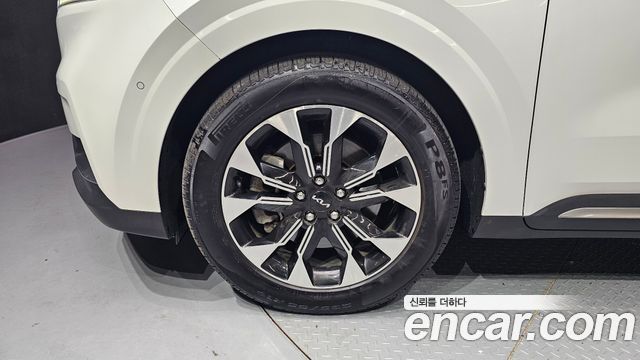 Kia Carnival 4-го поколения Gasoline 7-Seater Signature - фото 4