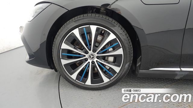 Mercedes-Benz EQE V295 EQE350+ - фото 4