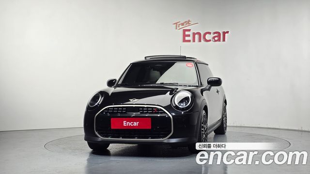 Mini Cooper 4-го поколения Favoured - фото 2