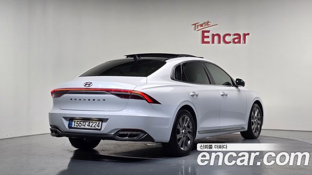 Hyundai Grandeur Новый IG, гибрид Calligraphy - фото 1