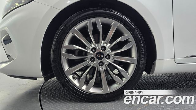 Kia K7 Premier 2.5 GDI X Edition - фото 4