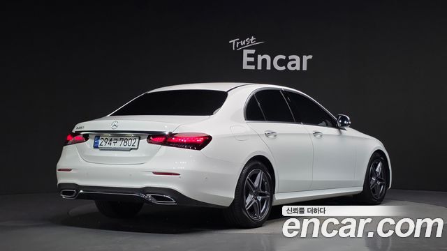 Mercedes-Benz E-Class W213 E250 AMG Line - фото 1