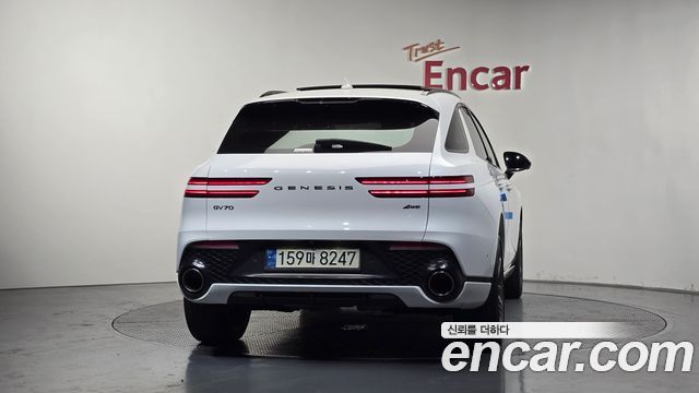 Genesis GV70 2.5T Gasoline AWD - фото 3