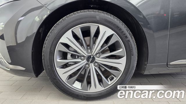 Kia K8 гибрид Signature Special - фото 4