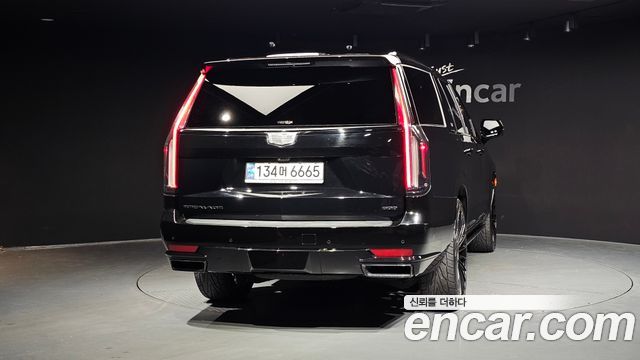 Cadillac Escalade 5-го поколения 6.2 ESV ESV Sports Platinum - фото 3