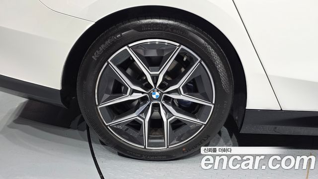 BMW 5-Series G60 523d M Sport - фото 4