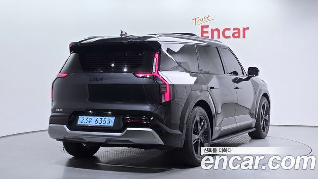 Kia EV9 Long Range 4WD Earth - фото 1