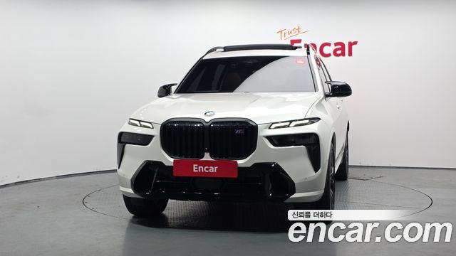 BMW X7 G07 M60i xDrive M sport 6STR - фото 2