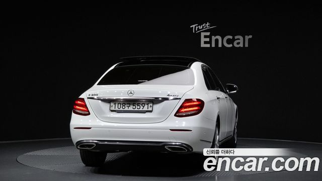 Mercedes-Benz E-Class W213 E300 4MATIC Exclusive - фото 3