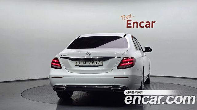 Mercedes-Benz E-Class W213 E200 Avantgarde - фото 2