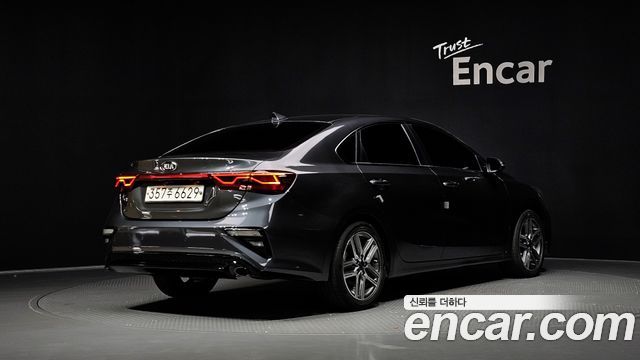 Kia K3 Совершенно новый Signature - фото 1