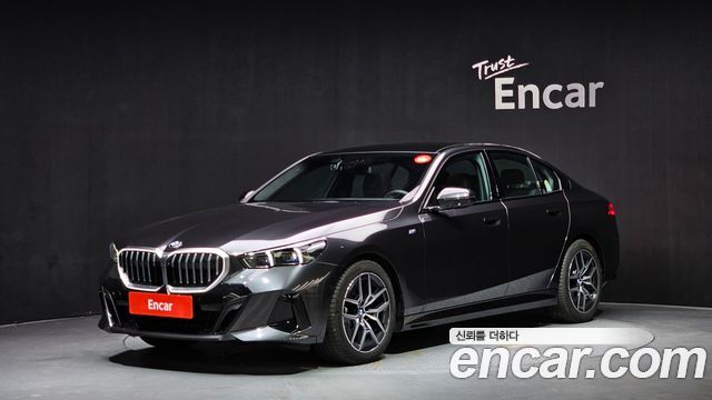 BMW 5-Series G60 523d M Sport - фото 0