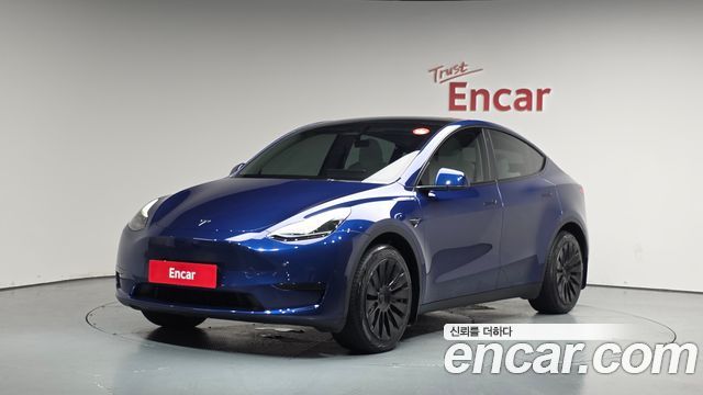 Tesla Model Y RWD - фото 0