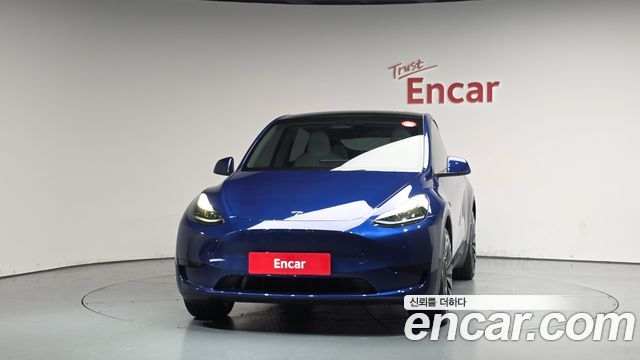 Tesla Model Y RWD - фото 2