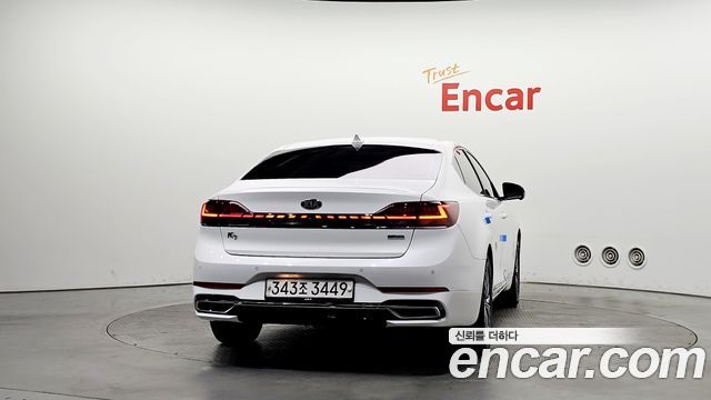 Kia K7 Premier, гибрид Signature - фото 3
