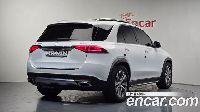 Mercedes-Benz GLE-Class W167 GLE300d 4MATIC - фото 1