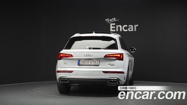 Audi Q5 FY 40 TDI Quattro Premium - фото 3
