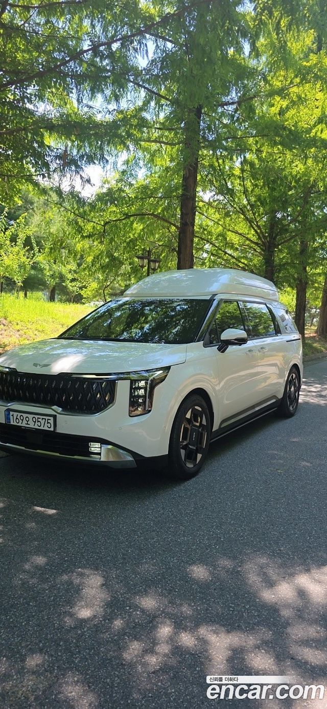 Kia Carnival Новый 4-го поколения Gasoline 9-Seater Hi Limousine (7-seater Limousine(Special vehicle) - фото 0