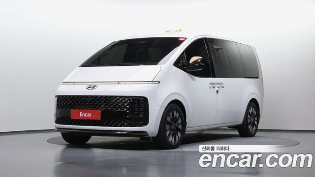 Hyundai Staria 4WD Lounge 7-Seater Inspiration - фото 0