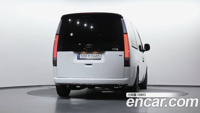 Hyundai Staria 4WD Lounge 7-Seater Inspiration - фото 3
