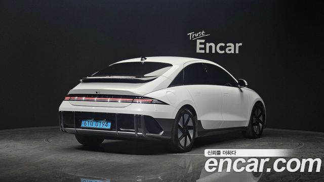 Hyundai Ioniq6 Long Range Exclusive + - фото 0