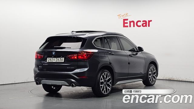 BMW X1 F48 xDrive 20i xLine - фото 1