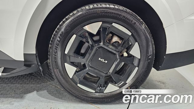 Kia Carnival Новый 4-го поколения HEV 7-Seater Hi Limousine Signature - фото 3