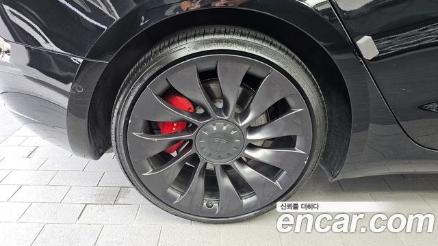 Tesla Model 3 Performance AWD - фото 4