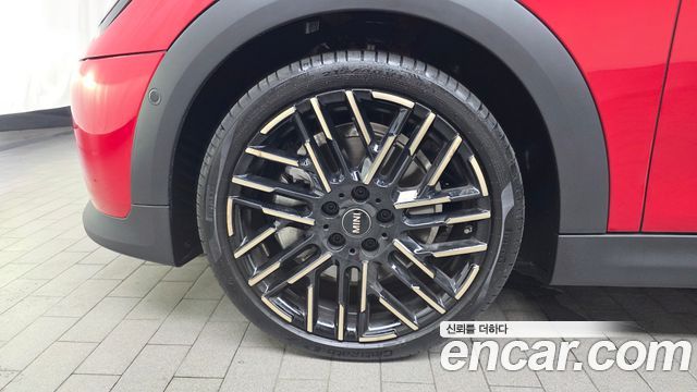Mini Cooper 4-го поколения Favoured - фото 4