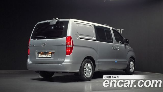 Hyundai Starex Новый Van 5-Seater Smart - фото 1