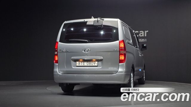 Hyundai Starex Новый Van 5-Seater Smart - фото 3