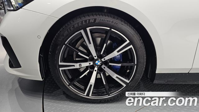BMW 5-Series G60 530i xDrive M Sport - фото 4